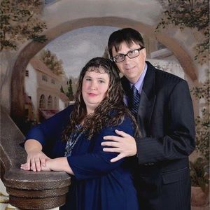 Meet your Posher, Comelia